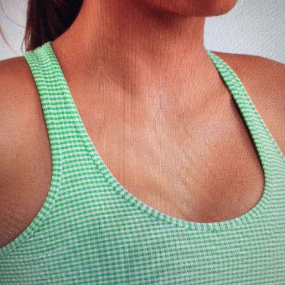 Lululemon frond (Kelly green) gingham tank - Picture 5 of 10